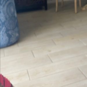 Meet your Posher, Tom